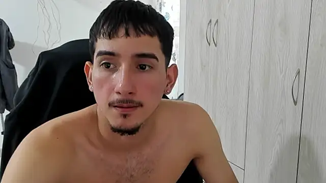 thomas daniel1 online show from March 24, 10:54 pm