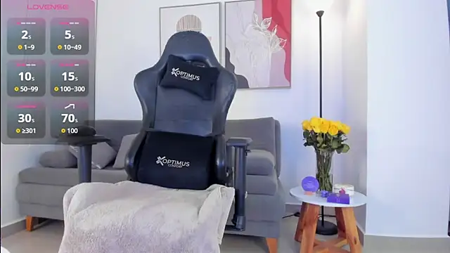 sofiiajones online show from March 6, 2:39 am