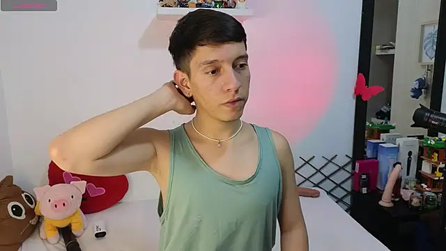 milky  boy  online show from February 8, 4:54 am