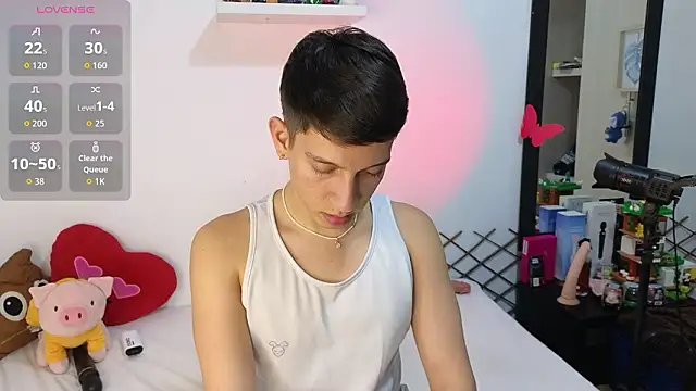 milky  boy  online show from February 5, 4:52 am