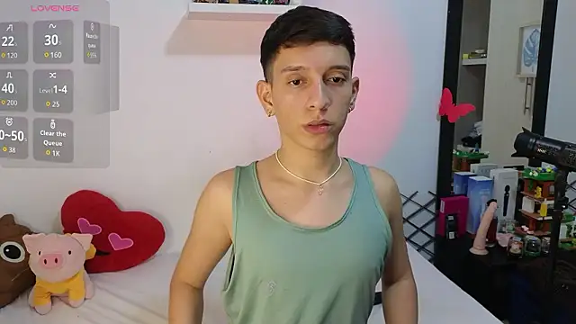 milky  boy  online show from February 21, 5:53 am