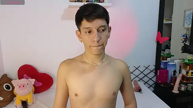 milky  boy  online show from January 11, 4:19 am