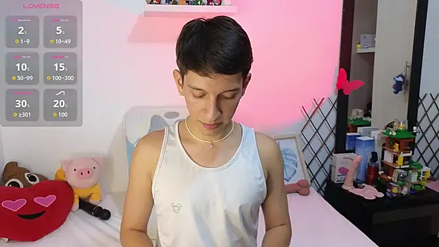 milky  boy  online show from November 9, 4:27 am