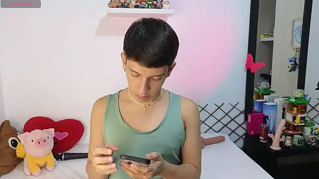 milky  boy  online show from January 7, 4:39 am