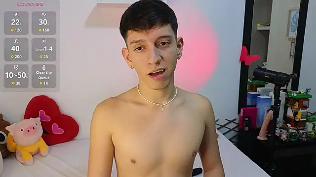 milky  boy  online show from March 17, 10:13 pm