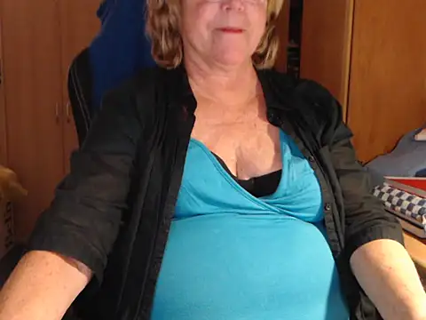  sunshine   online show from December 4, 6:07 pm