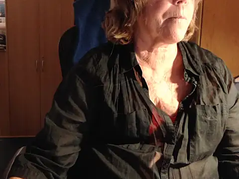  sunshine   online show from November 16, 7:29 pm