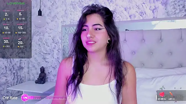 Snapshot of Megan_rossee chatting on February 24, 11:32 am Megan rossee online show from February 24, 11:32 am