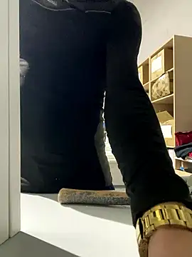 oscaar mb22 online show from December 2, 7:55 pm