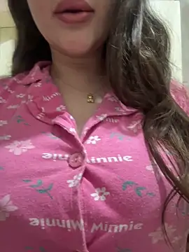 Elinatiranda online show from March 14, 1:00 am