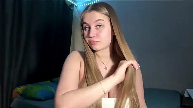 EdithHaskell online show from May 28, 1:28 pm