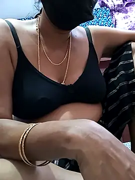 Snapshot of Tamil_sreelekha chatting on November 22, 11:47 pm Tamil sreelekha online show from November 22, 11:47 pm