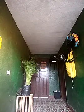 CORALINE GREYM online show from November 4, 7:39 pm