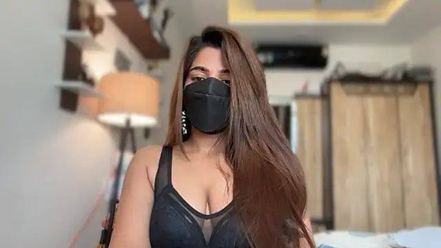 Hotty-Sana online show from April 11, 6:10 am