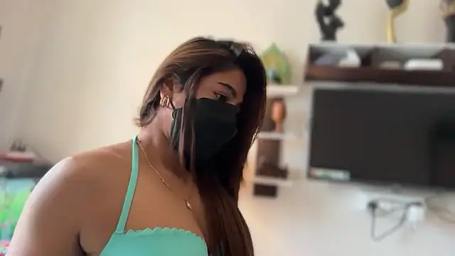 Hotty-Sana online show from March 25, 5:51 am