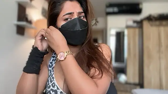 Hotty-Sana online show from April 19, 5:52 am