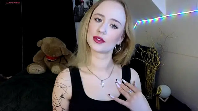 SashaBrooks online show from September 10, 6:07 pm