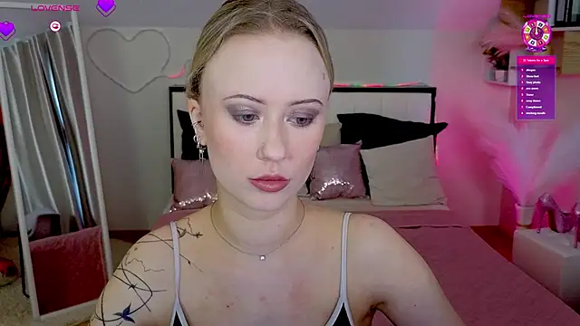 SashaBrooks online show from March 23, 2:06 pm