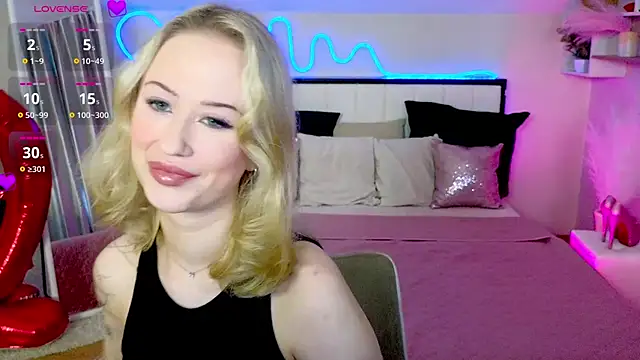 SashaBrooks online show from February 17, 2:25 pm