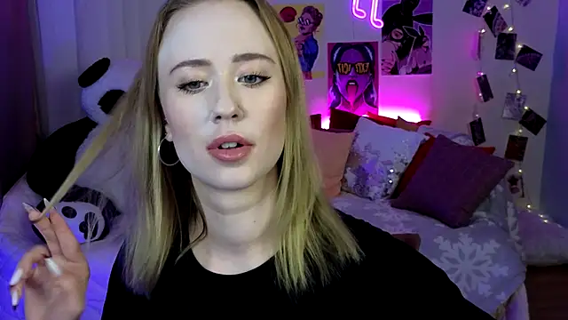 SashaBrooks online show from September 21, 6:02 pm