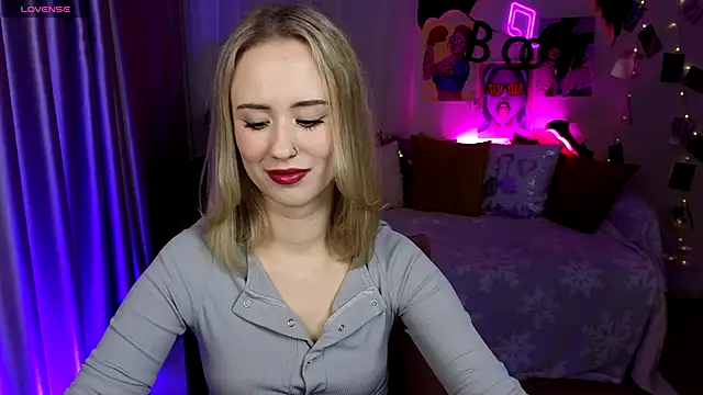 SashaBrooks online show from November 11, 2:12 pm