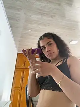 NINA 18 YEARS online show from September 23, 8:16 pm