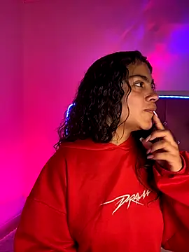 NINA 18 YEARS online show from October 9, 8:53 pm