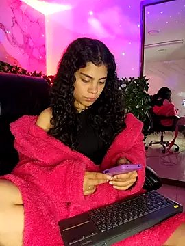 NINA 18 YEARS online show from November 20, 10:42 pm