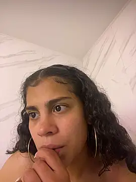 NINA 18 YEARS online show from February 18, 12:48 am