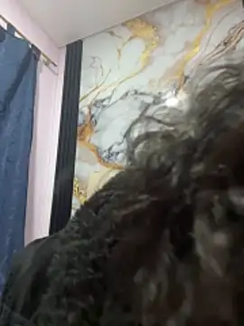 NINA 18 YEARS online show from November 19, 8:20 pm