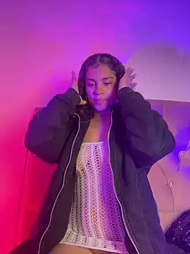 NINA 18 YEARS online show from October 19, 11:13 am