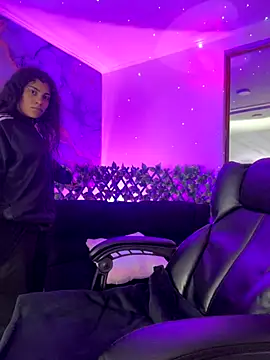 NINA 18 YEARS online show from November 26, 10:21 pm