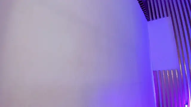 TinaJonnes  online show from October 5, 6:26 am