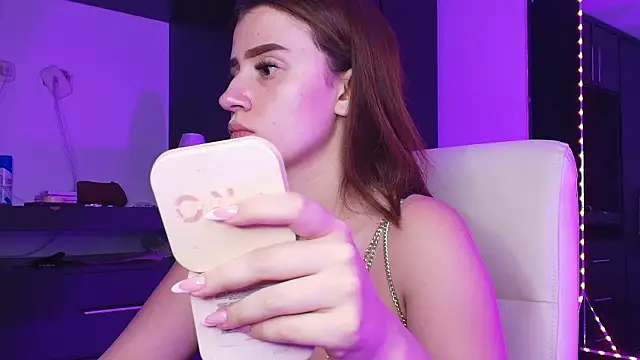 TinaJonnes  online show from March 29, 5:20 am