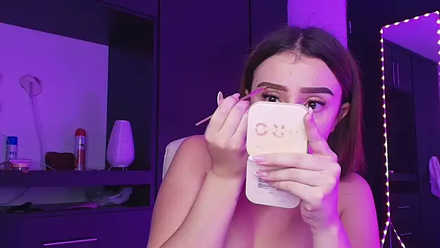 TinaJonnes  online show from April 5, 4:41 am