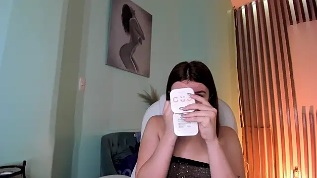 TinaJonnes  online show from November 21, 5:06 am