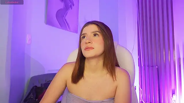 TinaJonnes  online show from January 19, 8:18 am