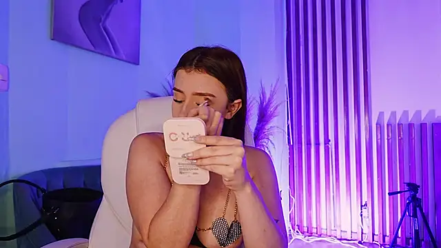 TinaJonnes  online show from November 29, 5:51 am