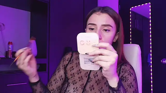 TinaJonnes  online show from March 20, 4:02 am