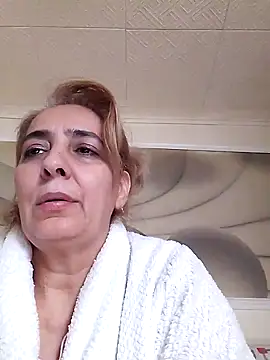 Snapshot of cecylya4u chatting on February 13, 11:06 am cecylya4u online show from February 13, 11:06 am