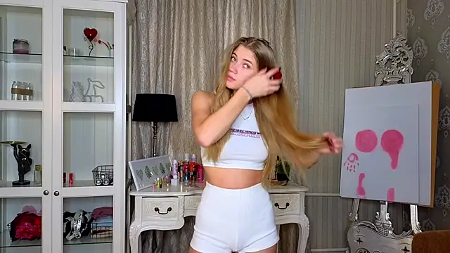 AnneFoxy online show from October 24, 7:29 am