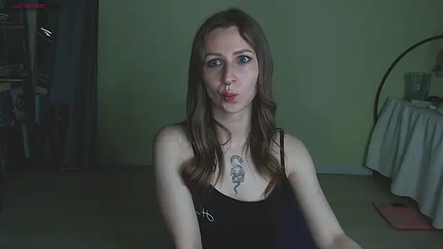 OaklynDobson online show from July 24, 6:59 pm