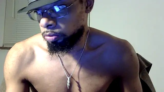Snapshot of WhiskeyWood_DuhGOD chatting on March 20, 1:13 am WhiskeyWood DuhGOD online show from March 20, 1:13 am