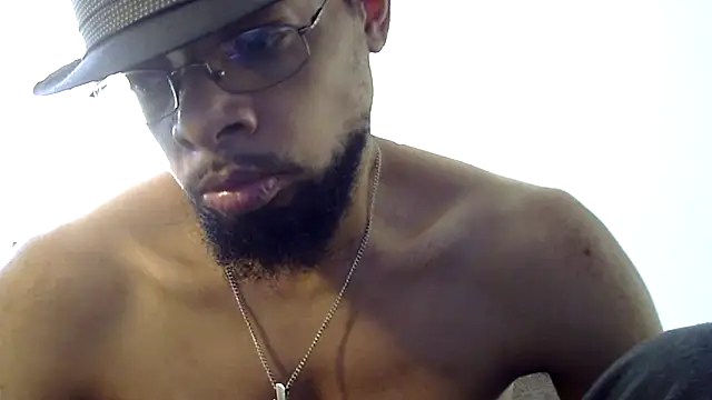Snapshot of WhiskeyWood_DuhGOD chatting on February 25, 8:42 pm WhiskeyWood DuhGOD online show from February 25, 8:42 pm