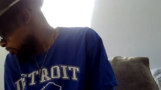 Snapshot of WhiskeyWood_DuhGOD chatting on October 13, 4:41 pm WhiskeyWood DuhGOD online show from October 13, 4:41 pm