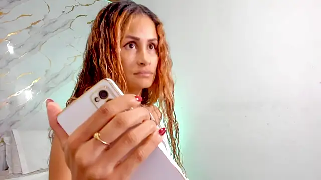 coralcarter1 online show from November 21, 1:37 am