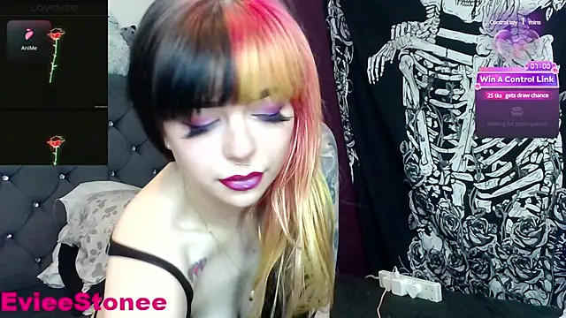 evieestonee4 online show from January 2, 5:29 pm