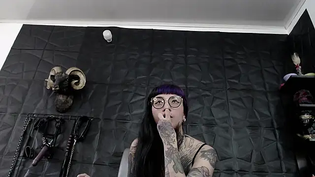 Snapshot of Agata_Darkness chatting on July 17, 4:26 pm Agata Darkness online show from July 17, 4:26 pm