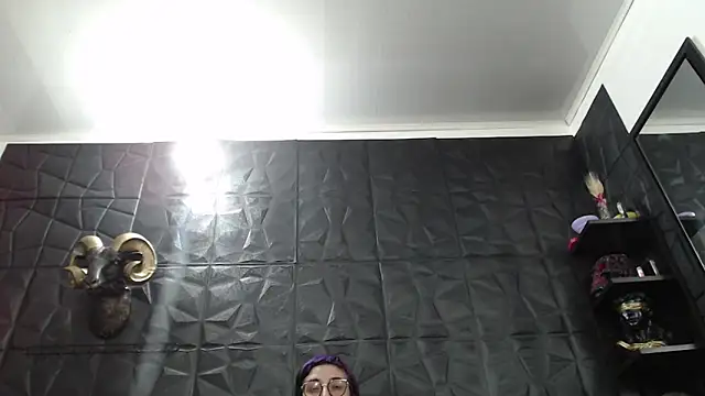 Snapshot of Agata_Darkness chatting on June 20, 11:43 pm Agata Darkness online show from June 20, 11:43 pm