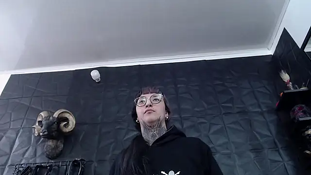 Agata Darkness online show from May 13, 2:57 pm